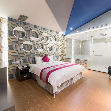 Garden Spring Hotel Джиаоси Екстериор снимка