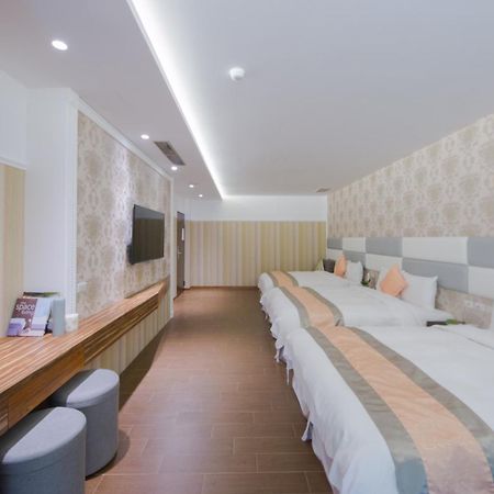 Garden Spring Hotel Джиаоси Екстериор снимка