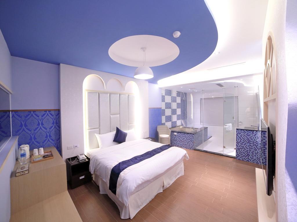 Garden Spring Hotel Джиаоси Стая снимка