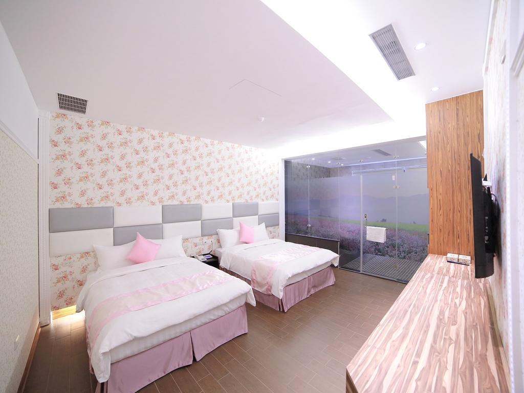 Garden Spring Hotel Джиаоси Стая снимка