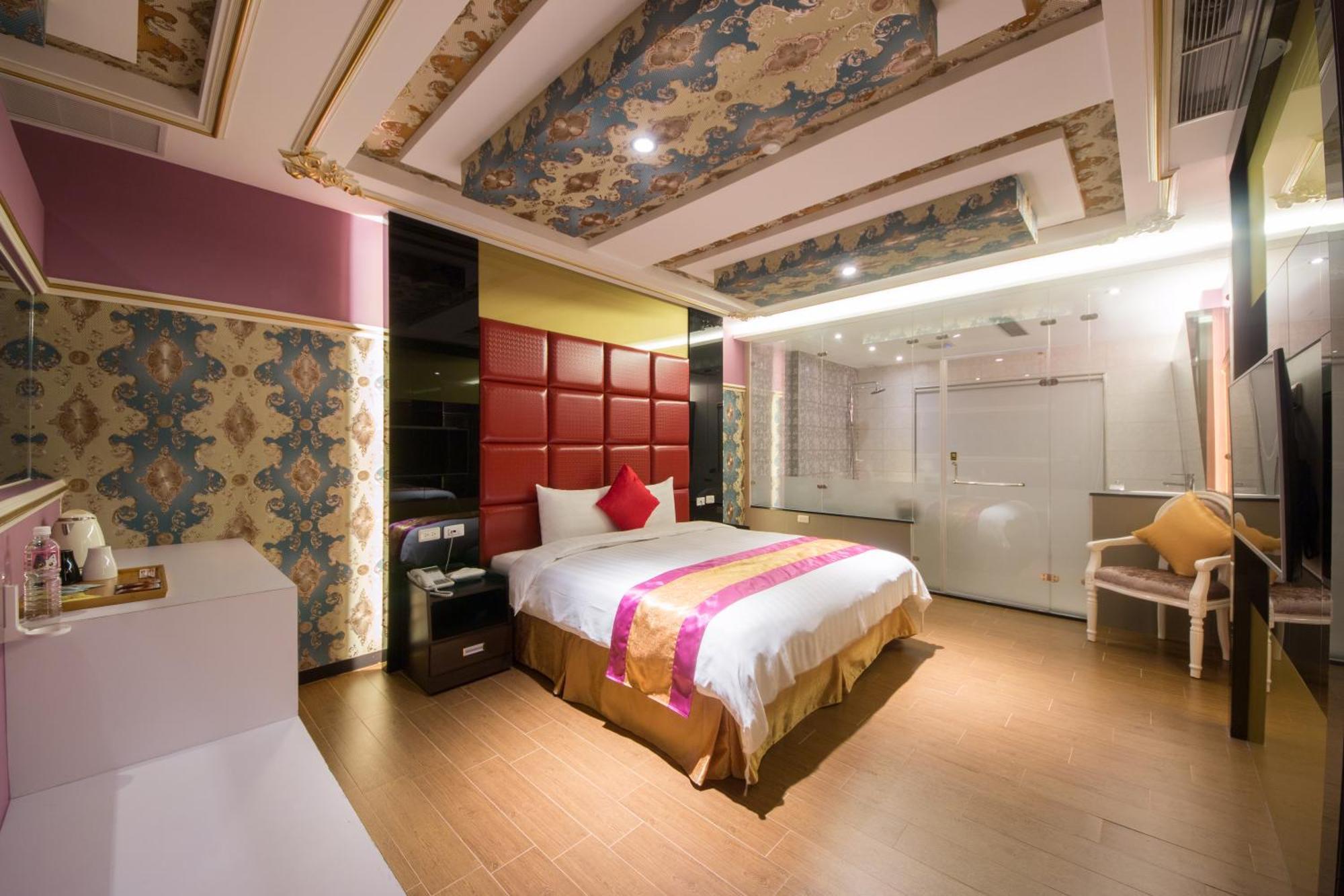 Garden Spring Hotel Джиаоси Екстериор снимка