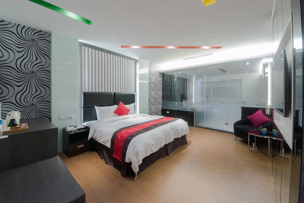Garden Spring Hotel Джиаоси Стая снимка