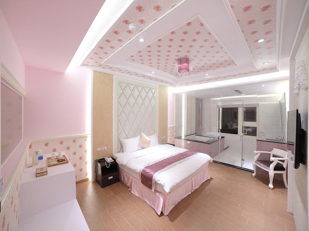 Garden Spring Hotel Джиаоси Стая снимка