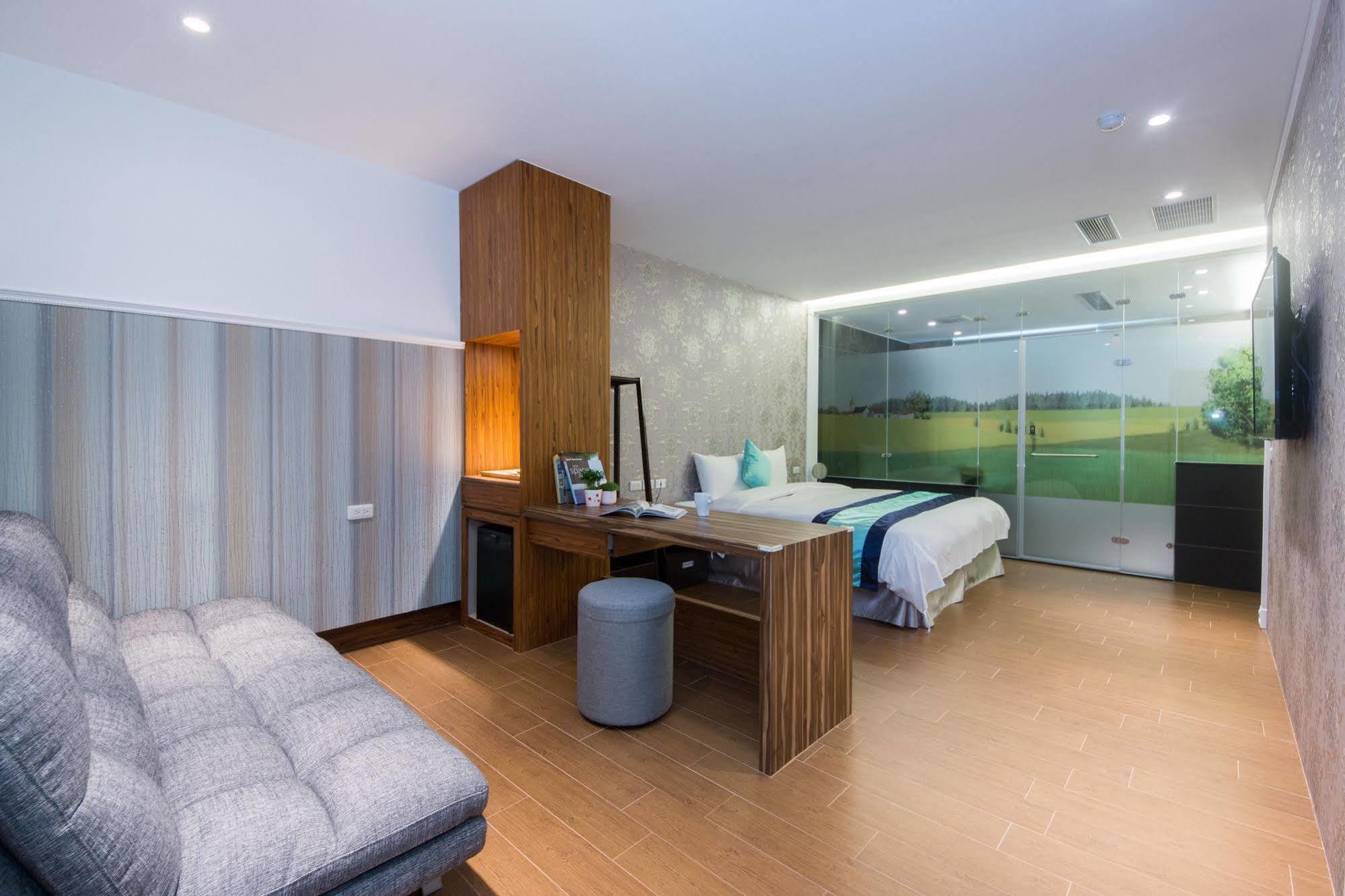 Garden Spring Hotel Джиаоси Екстериор снимка